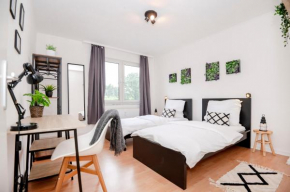 Green Apartment for 4 - Essen, Kitchen, WIFI, Netflix